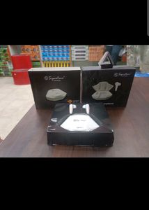Signature Wireless Earbud