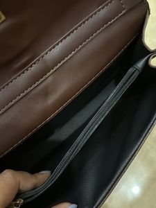 Two-Tone Chain Strap Bag