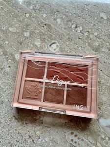 Eye Shadows