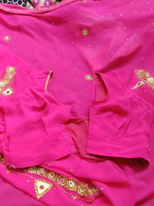 Saree With Blouse