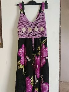 Sleeveless Purple Colour Frock Suit