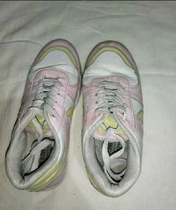 Women&#39;s Sneakers