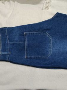 Wide Leg Frayed Hem Jeans