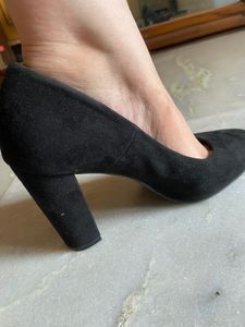 Stunning Black Pumps In Very Good Condition