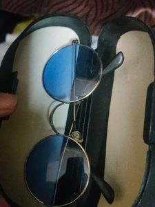 Pink Sunglasses, Negotiable