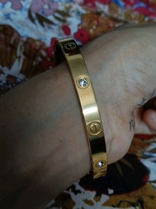 Beautiful  New Golden Bracelet
