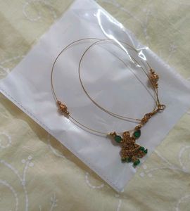 Ethnic Gold-tone Anklet with Green Detail