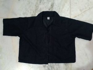 Black Cropped Short Sleeve Shirt