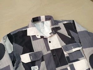 Geometric Pattern Shirt, M Size