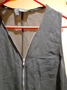 Black Sleeveless Top
