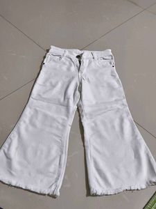 Selling 3 Pants