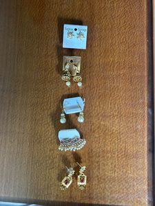 🔥 SALE 🔥 New Set Of 5 Earrings