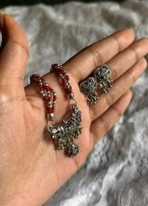 Silver Necklace &amp; Earring Set