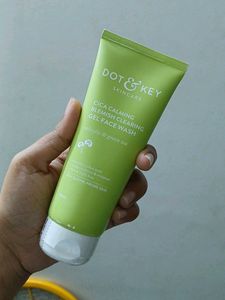 Dot And Key Cica Facewash Sealed Pack