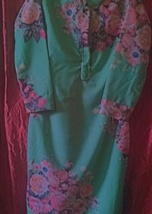 Floral Kurti 🌹
