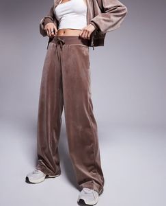 Wide Leg Sweatpants in Coffee Brown Color