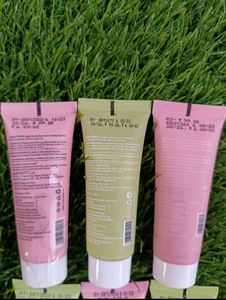 Dot &amp; Key Face Wash