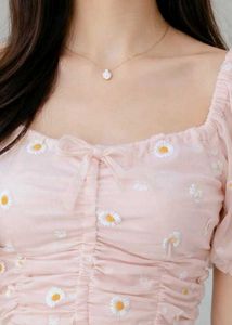 Daisy Mesh Puff Sleeve Top