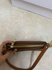 Tory Burch Leather Shoulder Bag