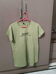 Green Tshirt With New York Name