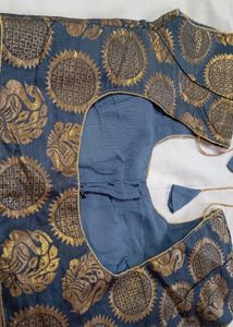 Blouse Gray With Golden Design