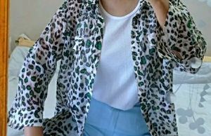 Printed Shrug