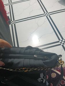 Black Hand Or Sling Bag Wid Golden Chain