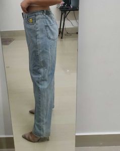 Straight Jeans
