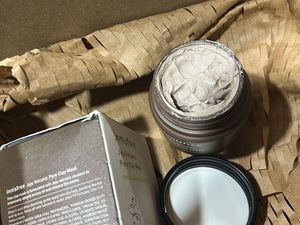 Innisfree Jeju Volcanic Pore Clay Mask