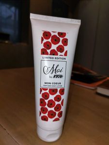 Moi Mob Coeur Perfumed Body Lotion