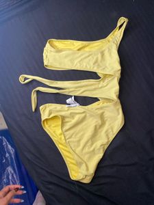 one shoulder bodysuit