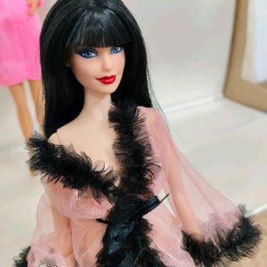 Barbie Doll🖤