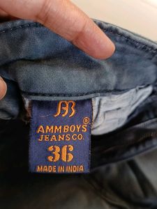 Men&#39;s Jeans