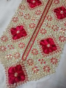 Embroidered Suite Kameez Pants And Dupatta