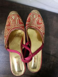 Sandal