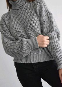 Cozy Grey Ribbed Knit Turtleneck Sweater