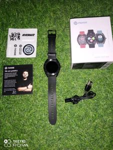 NoiseFit Endure Smart watch
