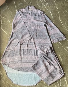 Patterned Two-Piece/ Coord Set