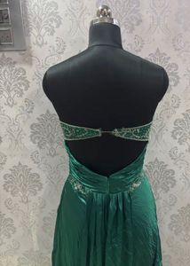 Emerald Green Evening Gown💚🦋🎀