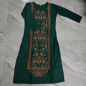 Green Embroidered Kurta