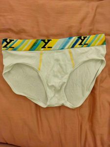 Asli Mard Ki Safed Chaddi (Underwear)