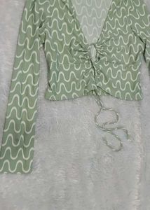 sage green 🍏 Crop Top