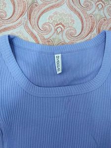 Cute Cropped Blue T-Shirt