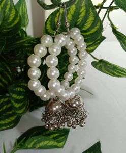 White Pearl Earrings (Women&#39;s)