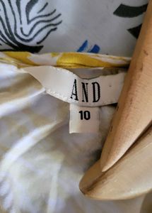 Leaf Print Yellow Top