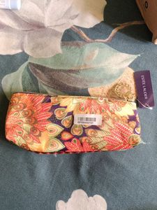 Estee Lauder Pouch