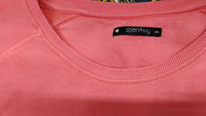 Pullover Sweatshirt Cropped