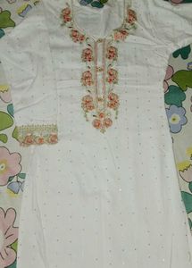White Embroidered Kurta