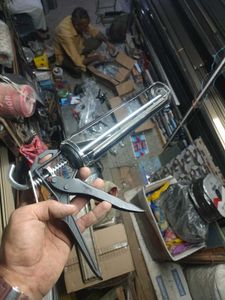 Silicone Gun