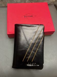 Fossil Leather Wallet w/ Box